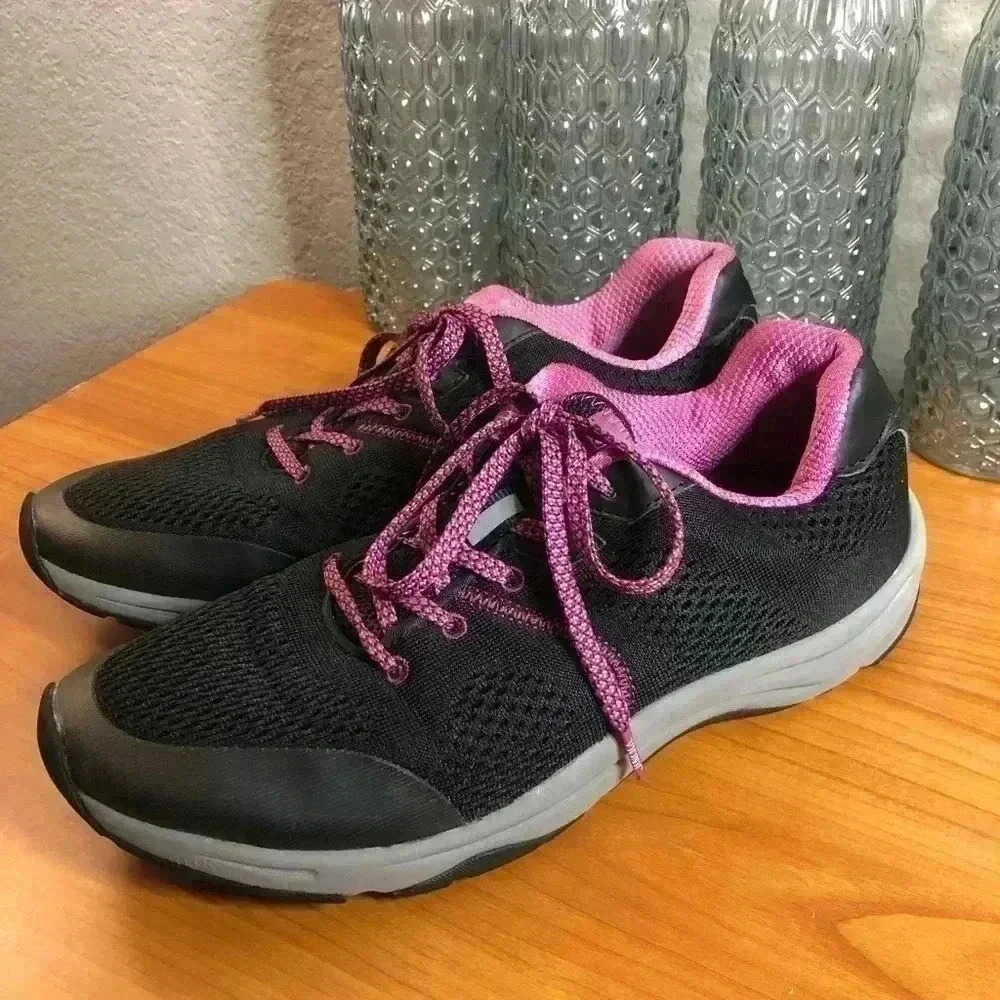 Vionic by Orthaheel Action Emerald Women's Black Sneaker sz 10